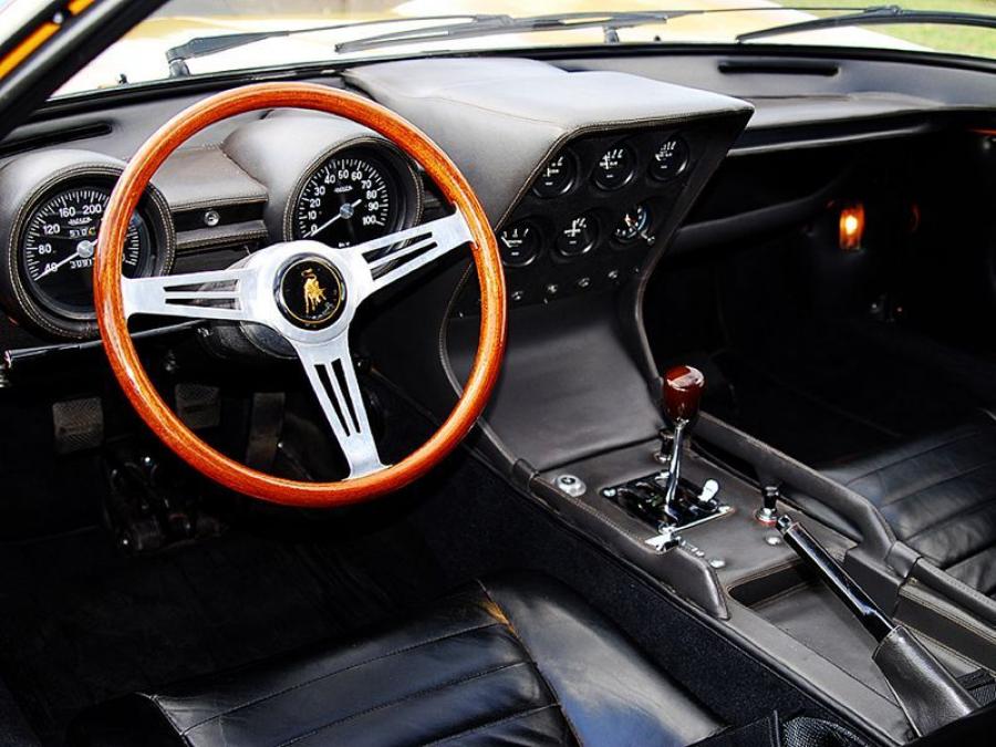  Lamborghini Miura P400 1966 года  (фото 15 из 16)